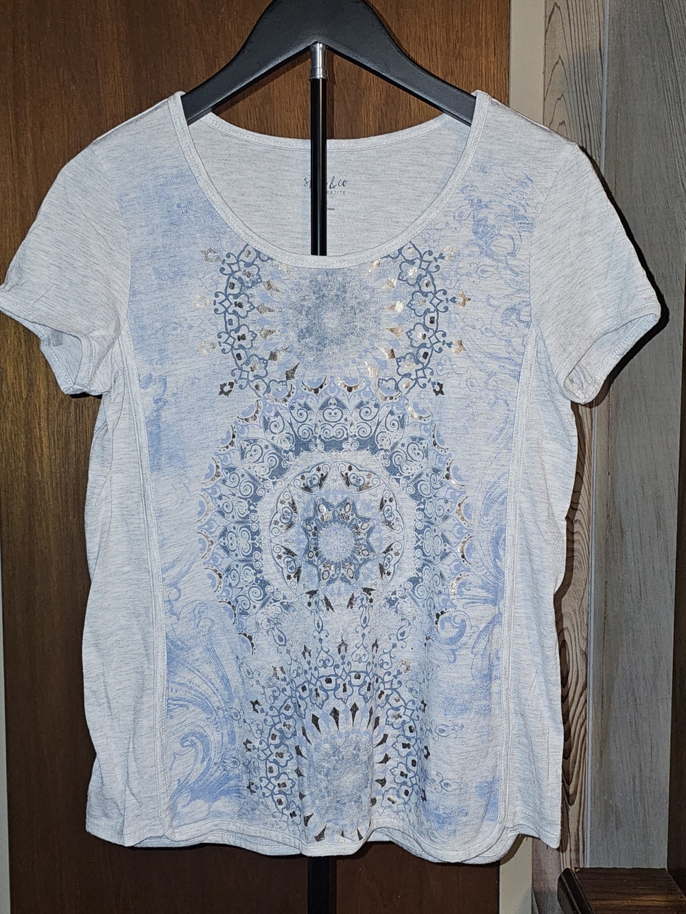 Style & Co. Light Blue & White Short Sleeve Graphic Petite Tee